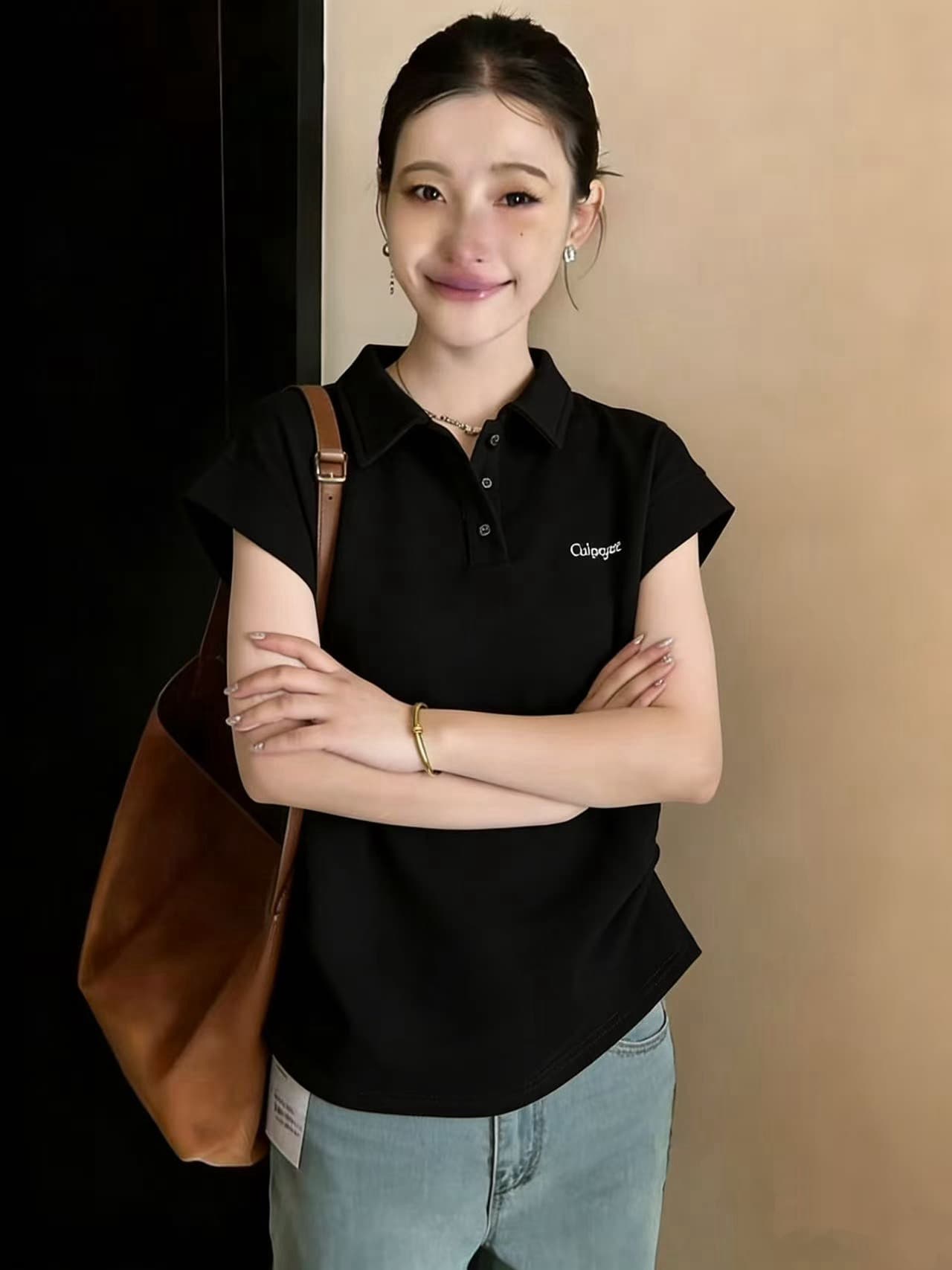 한 부서 출퇴근 바람 검정색 POLO 셔츠 반팔 티셔츠 여성 여름 긍정적 인 어깨 작은 날다 소매 폴로 칼라 맨위 상세 이미지 2
