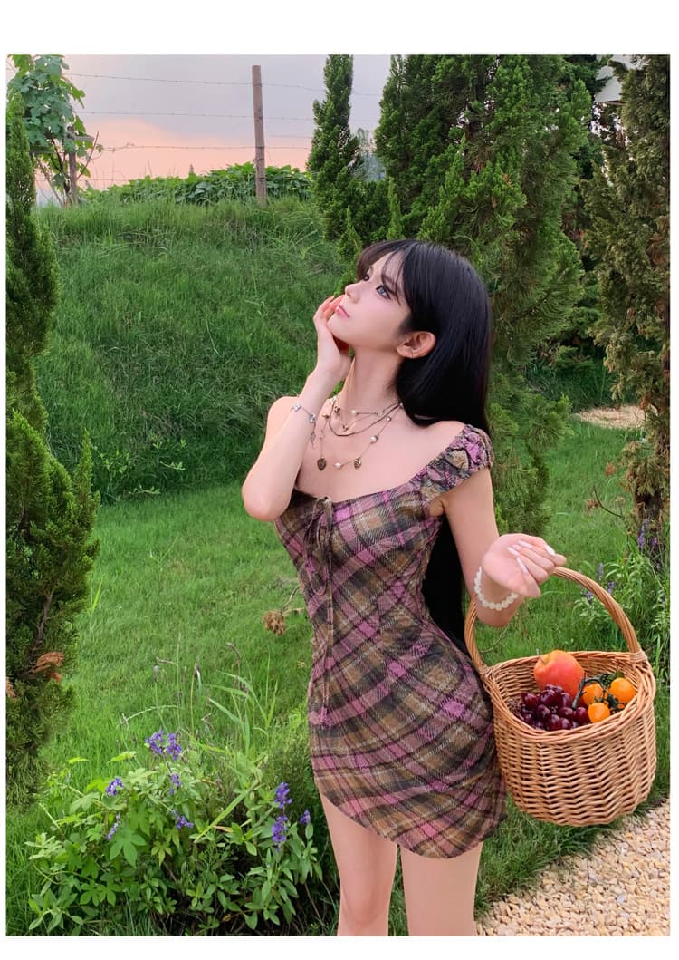 달콤한 부서 격자 체크무늬 미학 2026 여름 새로운 여성 레트로 체크무늬 허리 수축 드레스 상세 이미지 11