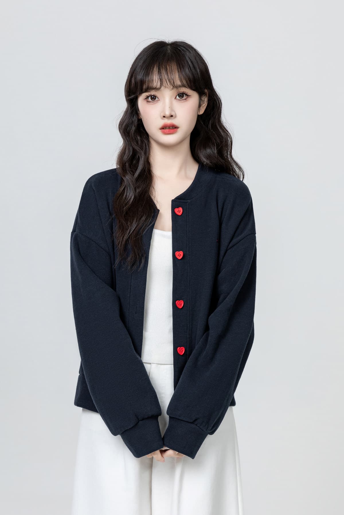 2026 가을 겨울 라운드 넥 재킷 긴팔 오픈 가디건 배색 하트 버클 루즈핏 야구 유니폼 여성 셔츠 상세 이미지 2