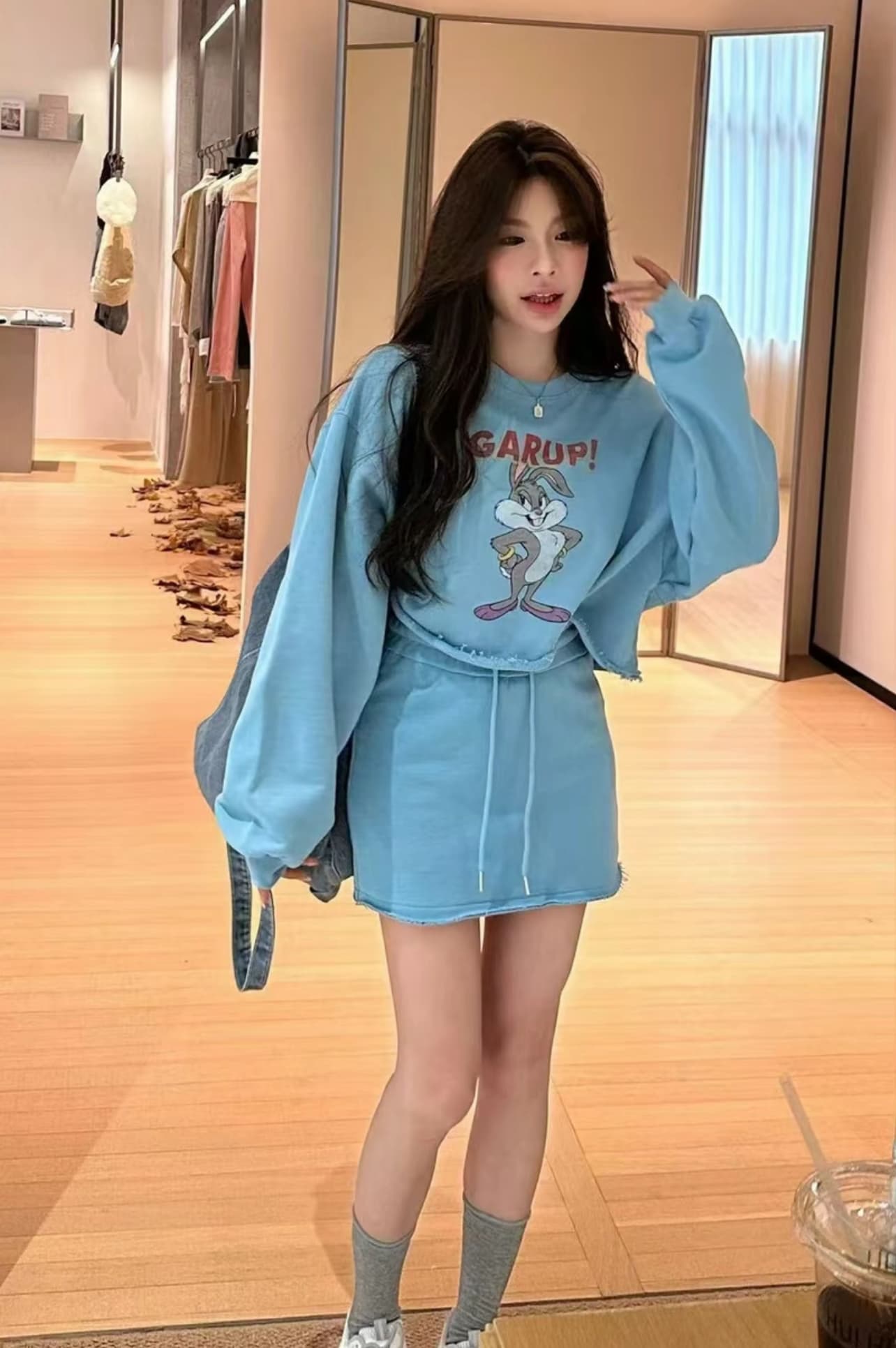 huihui 이른 가을 새로운 만화 패턴 쇼트 스타일 후드티 여성 한 부서 외국 가스 세트 상세 이미지 7