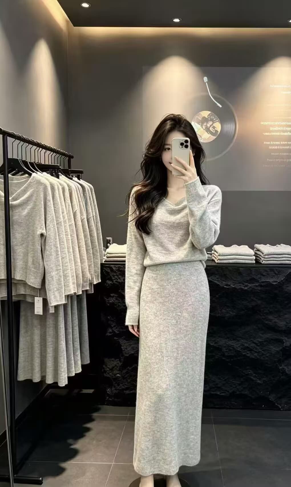 커피 색상 레트로 느긋한 바람 니트 스웨터 세트 드레스 여성 2026 겨울 새로운 외국 가스 세련된 반신 스커트 투피스 세트 상세 이미지 3