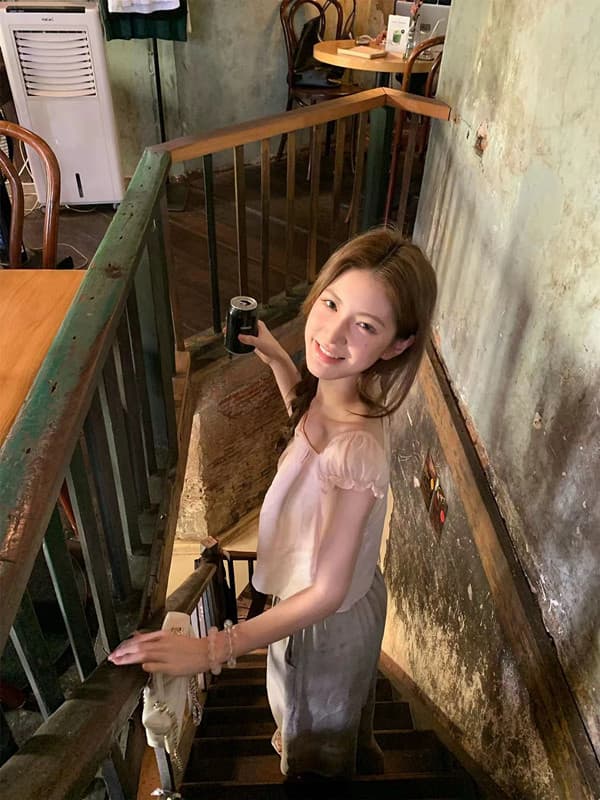 zhidaole 빛 산소 센스 달콤함 라이트 핑크 나비 매듭 반팔 맨위 여름 분기 별 칼라 루즈핏 다용도 작은 셔츠 이미지 3