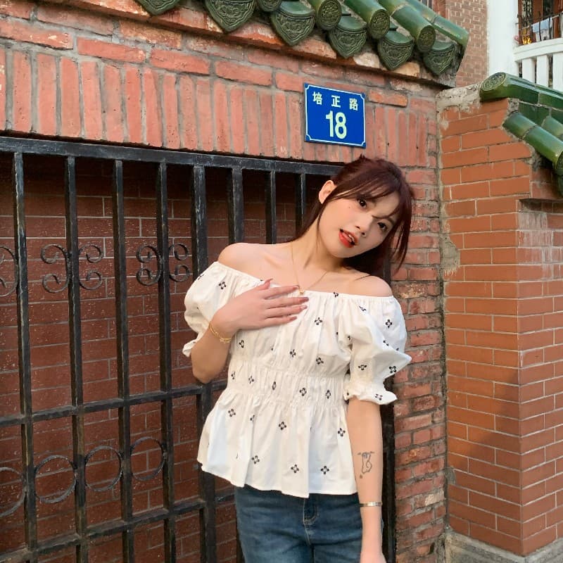새로운 패션 루즈핏 자수 명중 가져 가라. 거품 소매 작은 셔츠 상세 이미지 15
