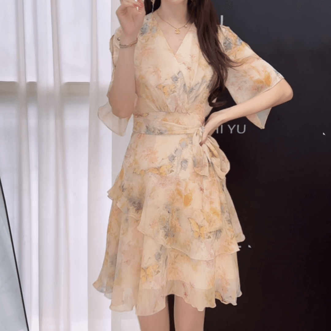 첫눈에 품격 디자이너 슬림해 보이는 프랑스식 허리 수축 밝은 노란색 색 후광 염색 드레스 상세 이미지 2