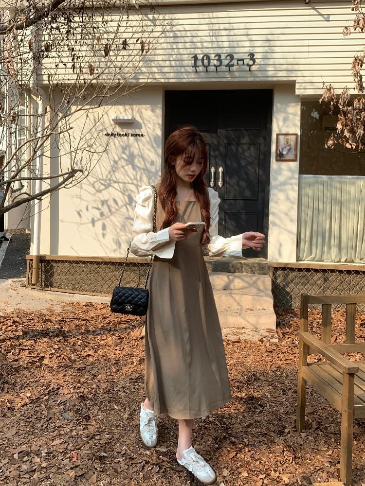 한국 동대문 2026 가을 의상 새로운 페이크 레이어드 패치워크 레이스업 허리 수축 드레스 상세 이미지 2