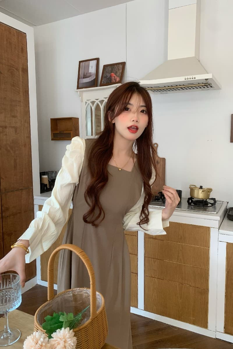 한국 동대문 2026 가을 의상 새로운 페이크 레이어드 패치워크 레이스업 허리 수축 드레스 상세 이미지 7