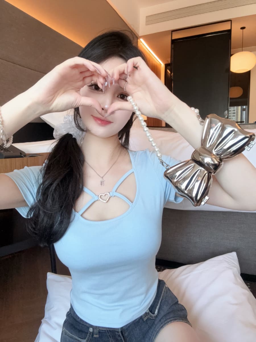 실사 감소되지 않음 순수한 욕망 핫걸 십자가 디자인 센스 티셔츠 여성 여름 몸매 가꾸기 다용도 반팔 맨위 이미지 2