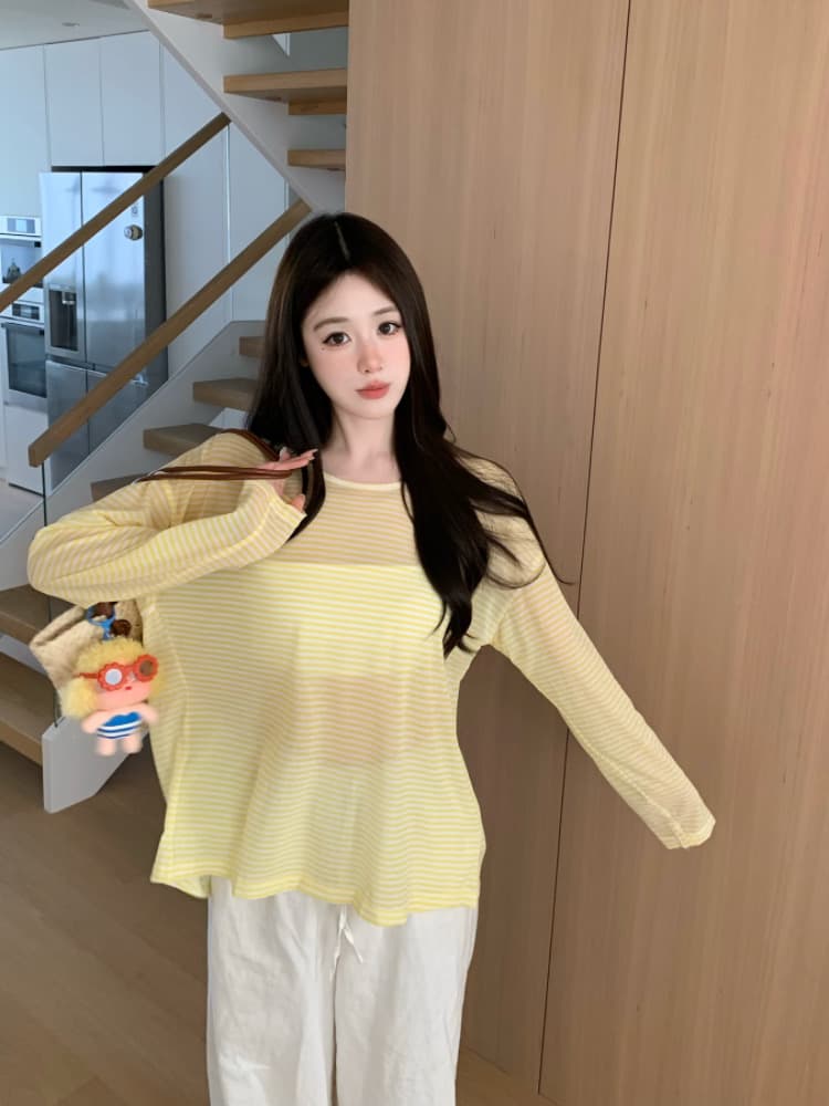 실사 감소되지 않음 핫걸 백리스 스트랩 스트라이프 긴팔 티셔츠 얇은 스타일 루즈핏 맨위 자외선 차단 블라우스 상세 이미지 11