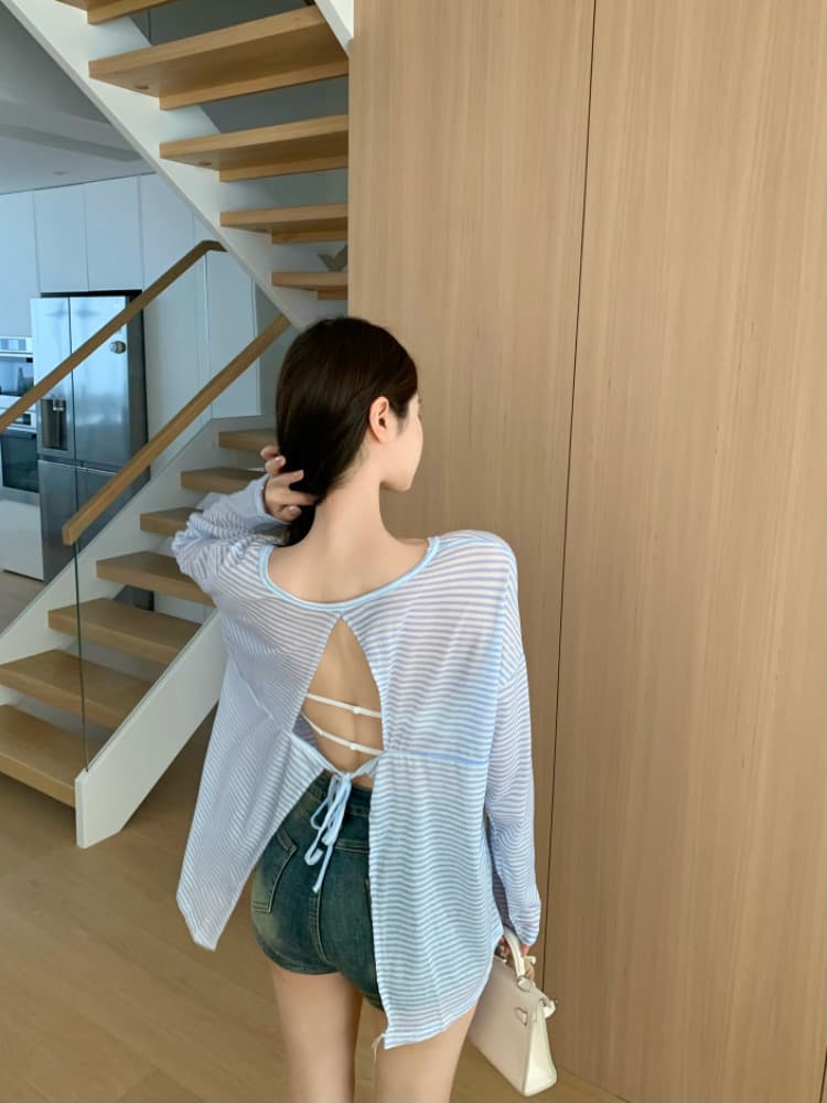 실사 감소되지 않음 핫걸 백리스 스트랩 스트라이프 긴팔 티셔츠 얇은 스타일 루즈핏 맨위 자외선 차단 블라우스 상세 이미지 16