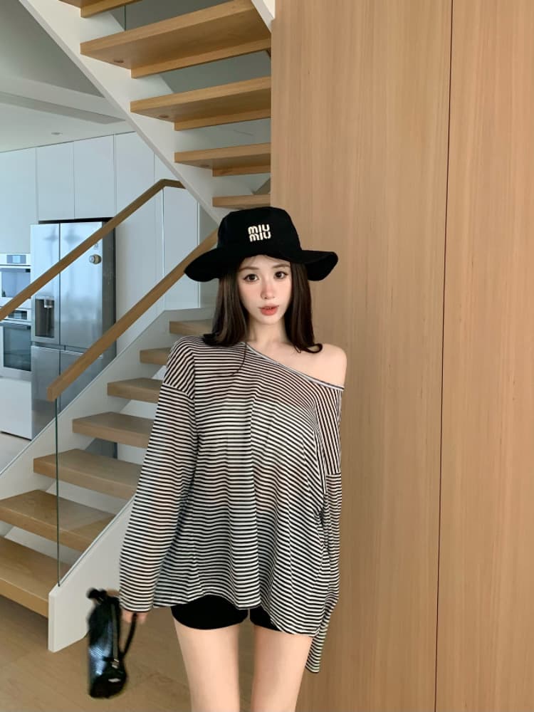 실사 감소되지 않음 핫걸 백리스 스트랩 스트라이프 긴팔 티셔츠 얇은 스타일 루즈핏 맨위 자외선 차단 블라우스 상세 이미지 26