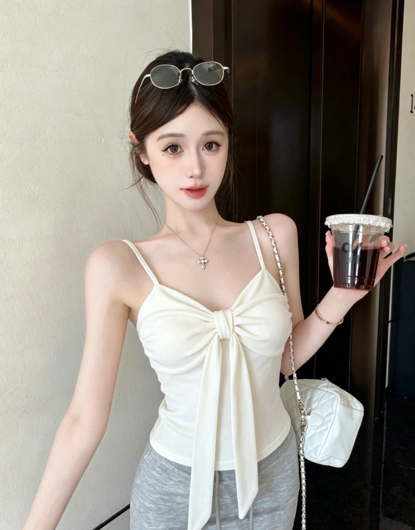 실사 감소되지 않음 달콤한 매운맛 바람 나비 매듭 스트랩 캐미솔 몸매 가꾸기 다용도 만나는 맨위 이미지 2