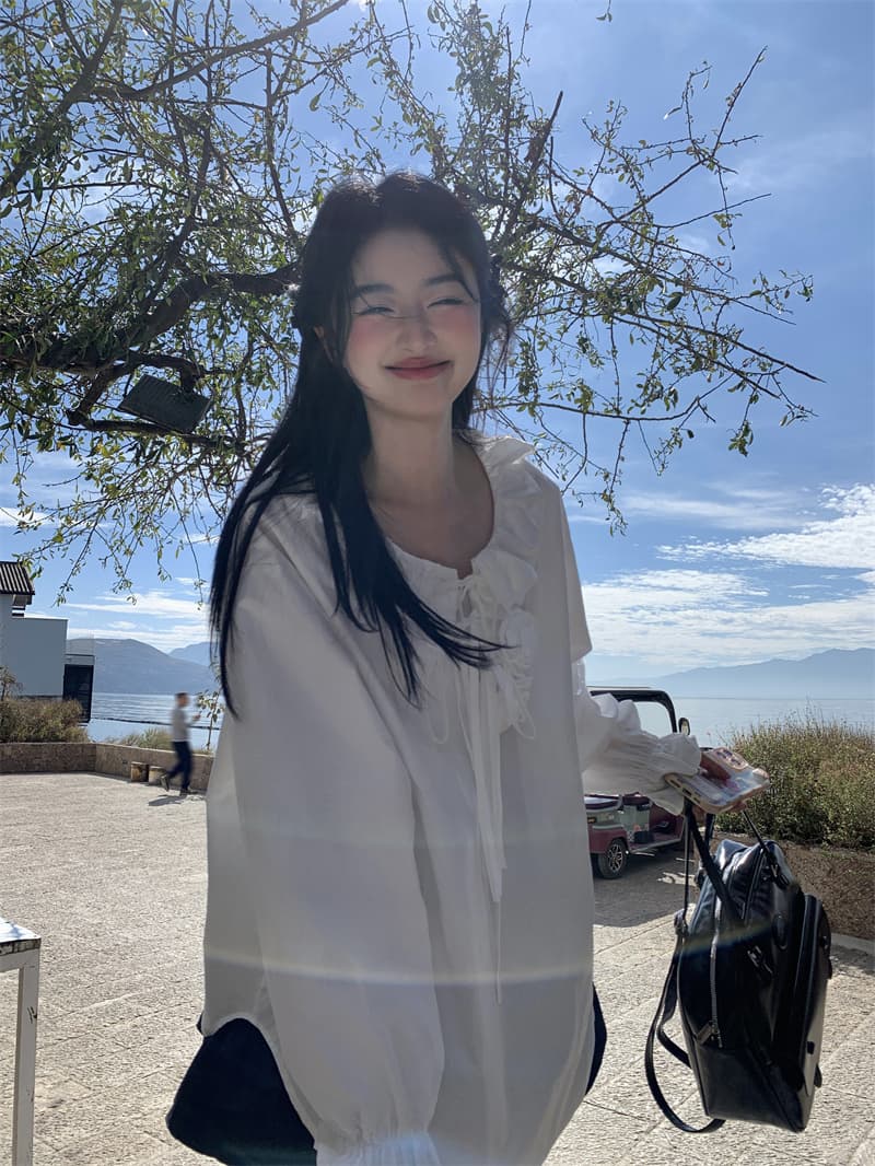 실사 봄 새로운 한 부서 달콤함 연령 감소 베이비 칼라 작은 꽃 레이스업 루즈핏 긴팔 셔츠 상세 이미지 3
