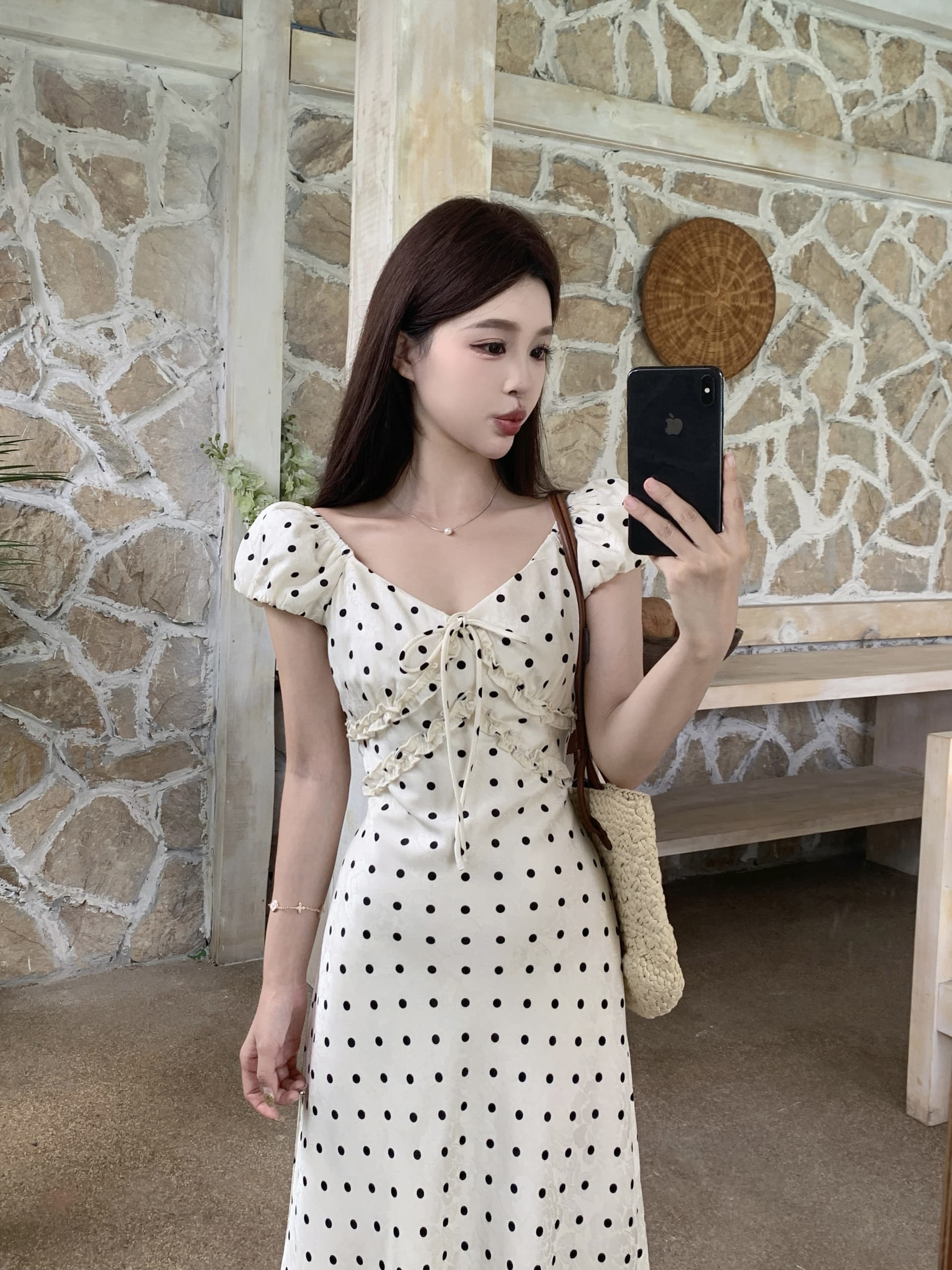 빅 사이즈 휴가 바람 디자인 센스 단색 프랑스식 도트 무늬 작은 날다 소매 여성 드레스 여름 허리 수축 슬림해 보이는 A라인 스커트 상세 이미지 9