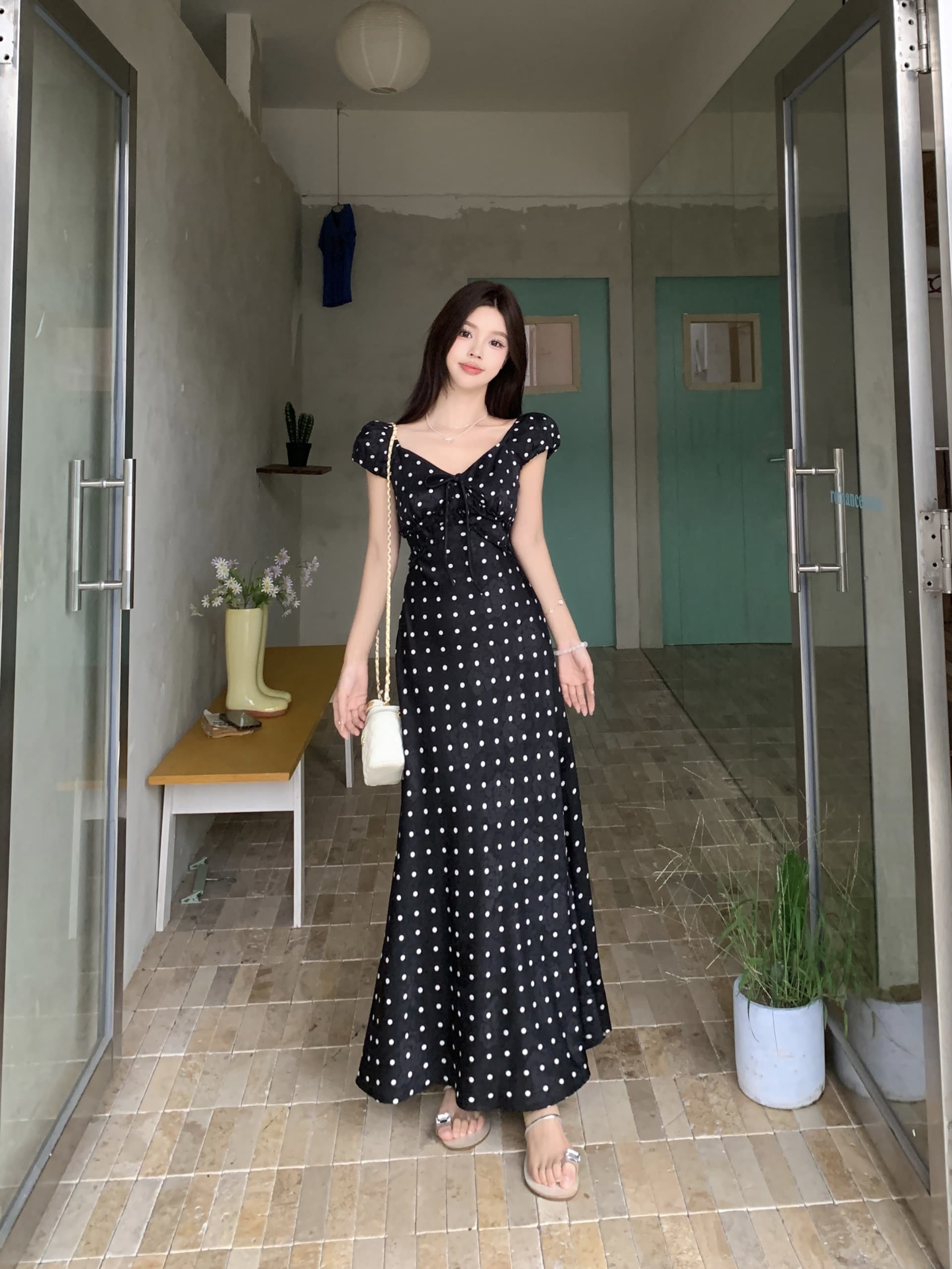 빅 사이즈 휴가 바람 디자인 센스 단색 프랑스식 도트 무늬 작은 날다 소매 여성 드레스 여름 허리 수축 슬림해 보이는 A라인 스커트 상세 이미지 24