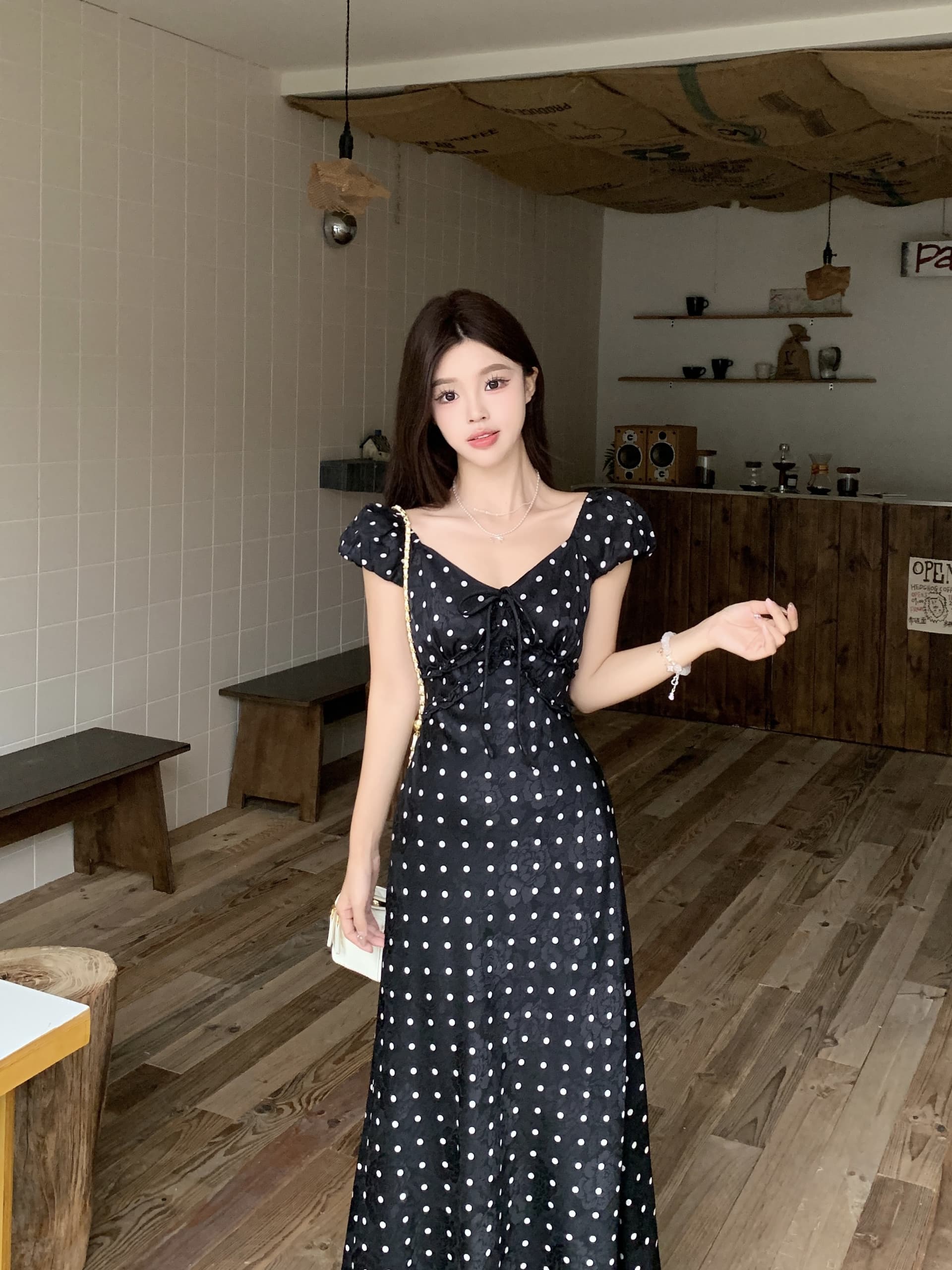 빅 사이즈 휴가 바람 디자인 센스 단색 프랑스식 도트 무늬 작은 날다 소매 여성 드레스 여름 허리 수축 슬림해 보이는 A라인 스커트 상세 이미지 28