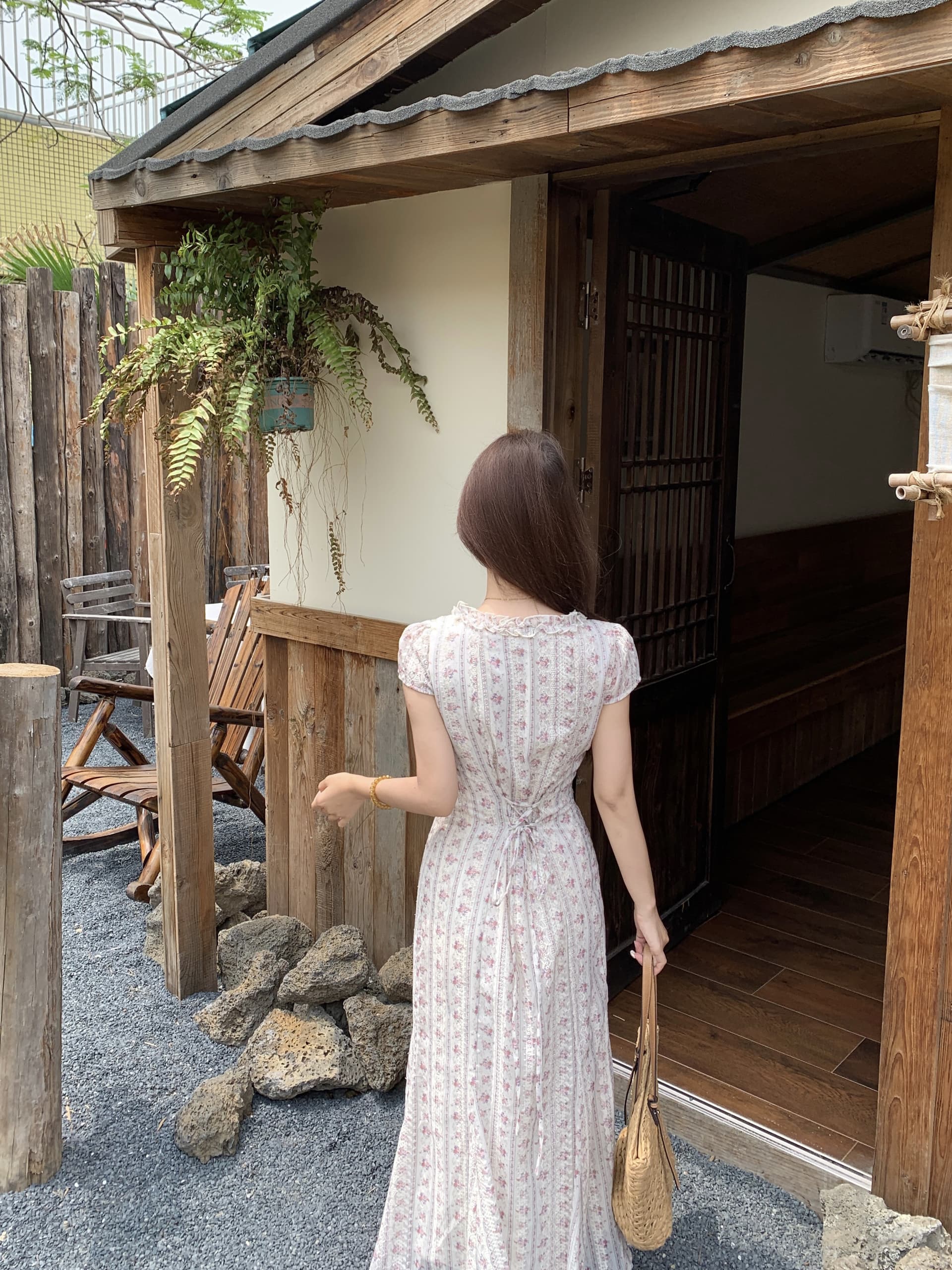 빅 사이즈 달콤한 안개 꽃 리플 레트로 V넥 자수 꽃무늬 여성 드레스 품격 고급 몸매 가꾸기 슬림해 보이는 프랑스식 롱 스커트 상세 이미지 18