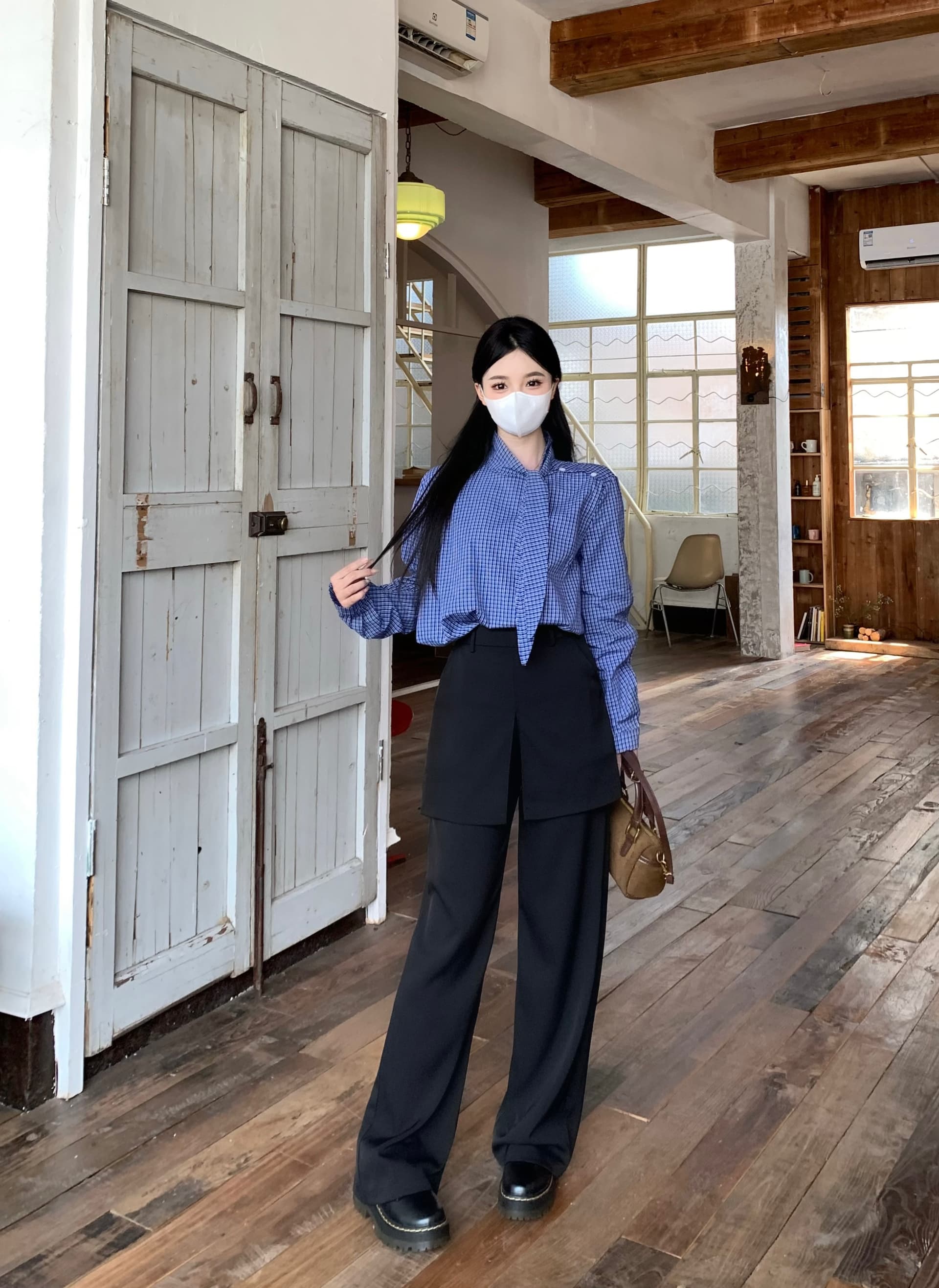 빅 사이즈 가을 겨울 새로운 프랑스식 Chic 세련된 디자인 긴팔 격자 무늬 셔츠 방귀 커튼 페이크 레이어드 와이드 레그 팬츠 세트 상세 이미지 3