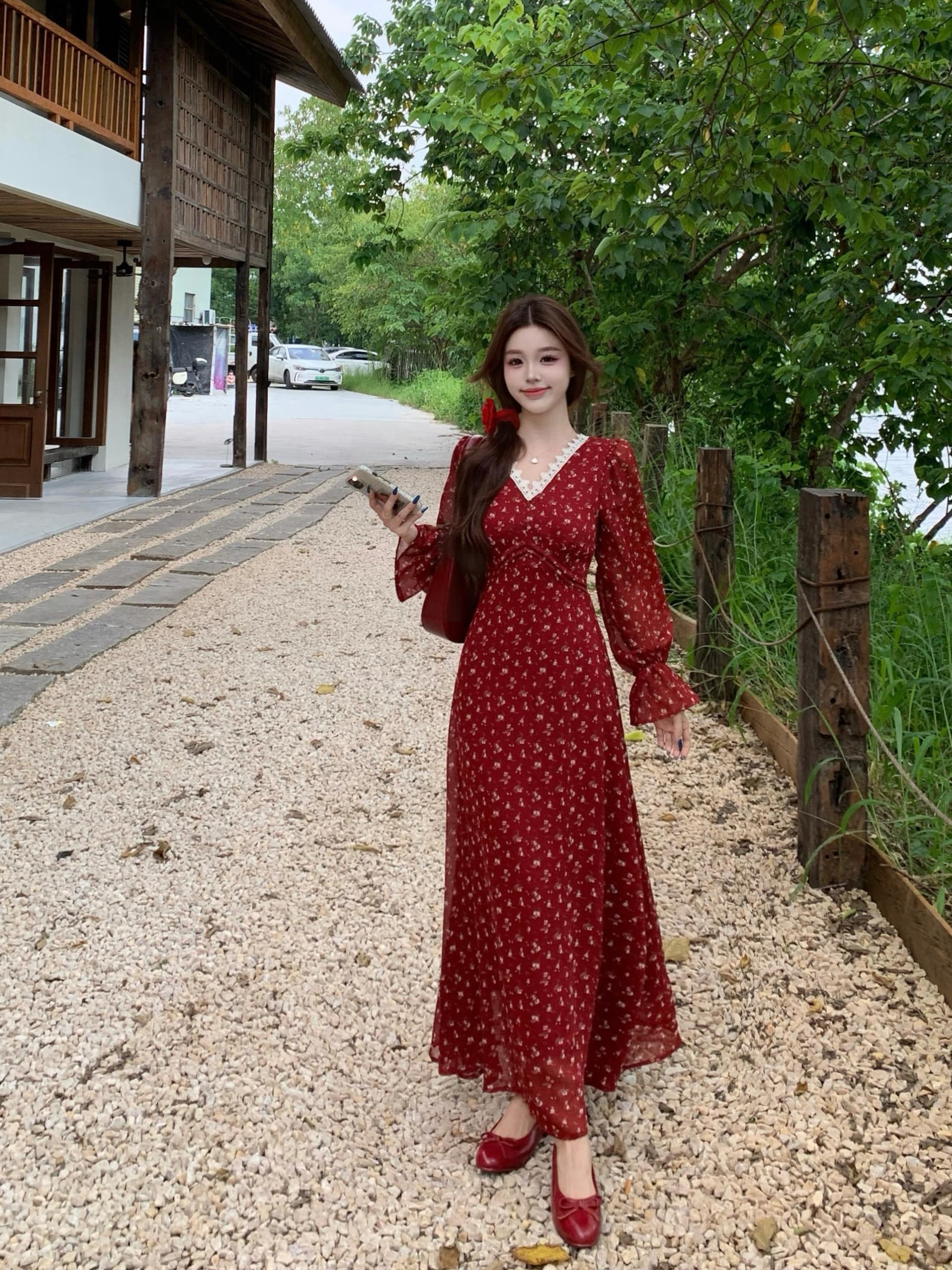 빅 사이즈 지방 mm 2026 가을 엄마 서울 그것의 엄마 프랑스식 레트로 고귀한 품격 디자인 센스 V넥 꽃무늬 여성 드레스 상세 이미지 5