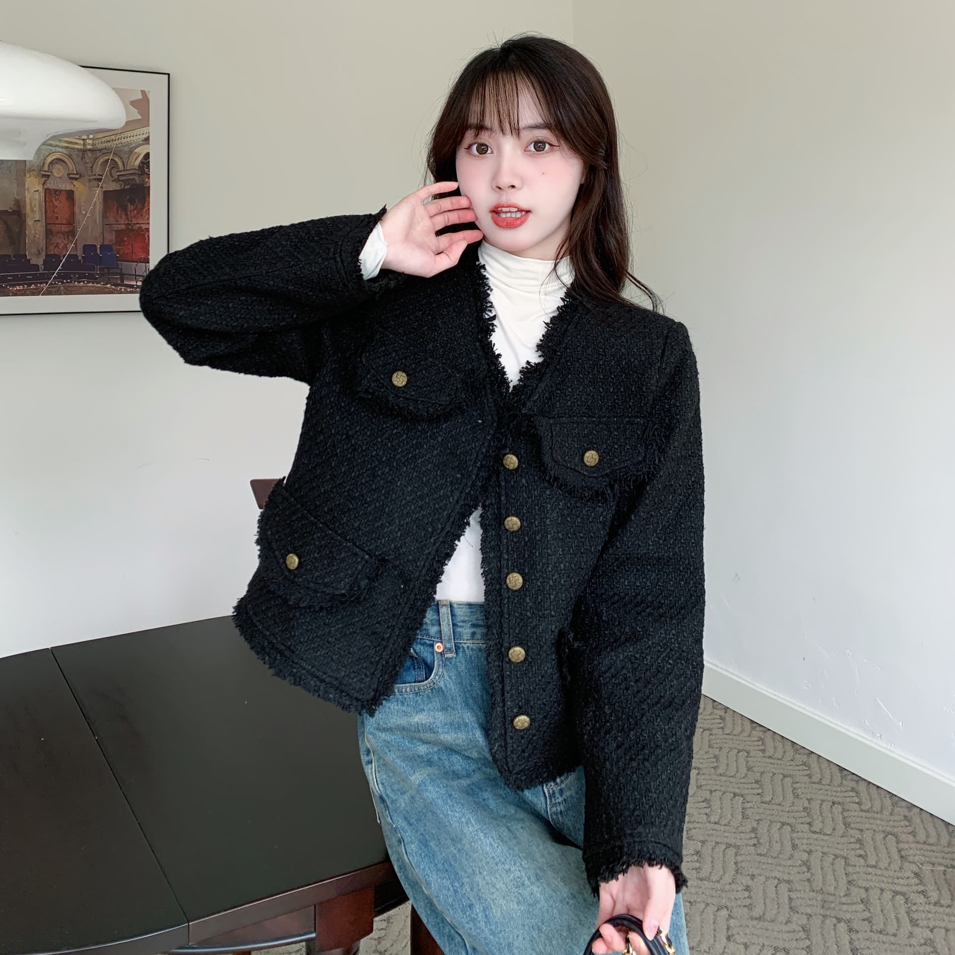 지방 mm 가을 겨울 한 부서 레트로 검정색 작은 샤넬 스타일 여성 코트 작은 대중 품격 고급 센스 솜을 넣은 두꺼운 맨위 여성 상세 이미지 4