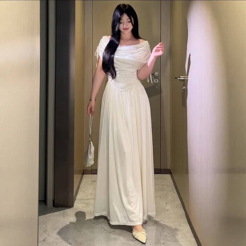 빅 사이즈 여성 의류 지방 mm 프랑스식 고급 센스 오프숄더 흔들다 칼라 드레스 2025 여름 슬림해 보이는 품격 길다 치마 이미지 2