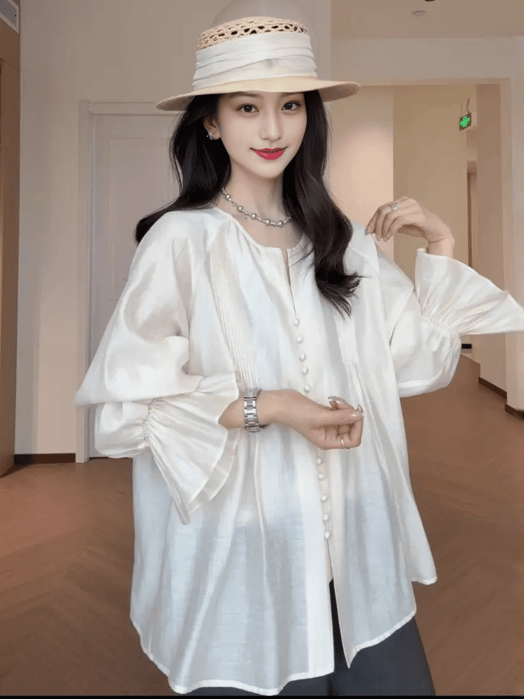 빅 사이즈 여성 의류 프랑스식 품격 플리츠 자외선 차단 셔츠 이른 봄 새로운 맨위 루즈핏 표지 배 나팔 소매 셔츠 상세 이미지 2