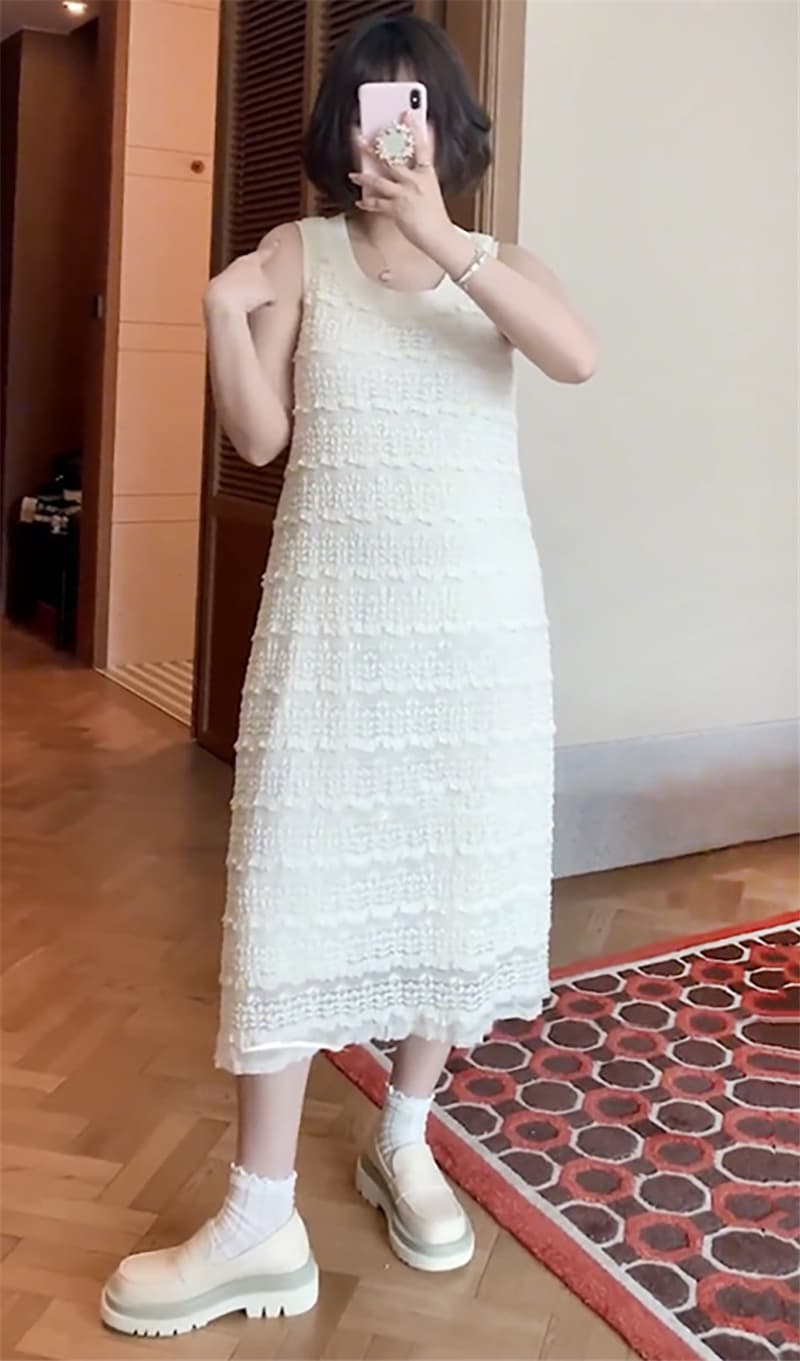 빅 사이즈 여성 의류 지방 mm 작은 대중 디자인 센스 레이스 질감 곡물 조끼 여성 드레스 여름 품격 슬림해 보이는 롱 스커트 이미지 4