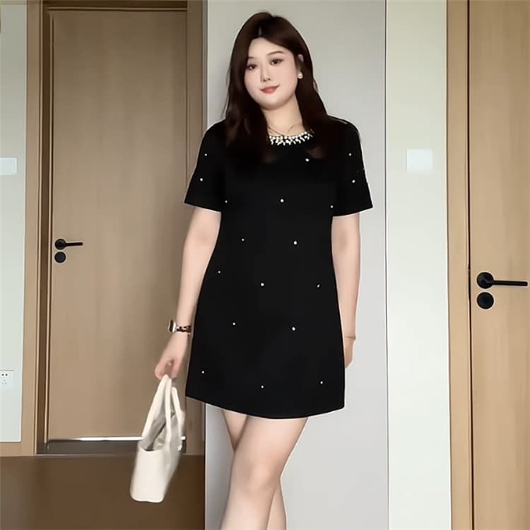 빅 사이즈 여성 의류 지방 mm 그는 벤 바람 다이아몬드 세팅 비즈 박기 라운드 넥 반팔 드레스 2026 여름 품격 슬림해 보이는 치마 상세 이미지 3