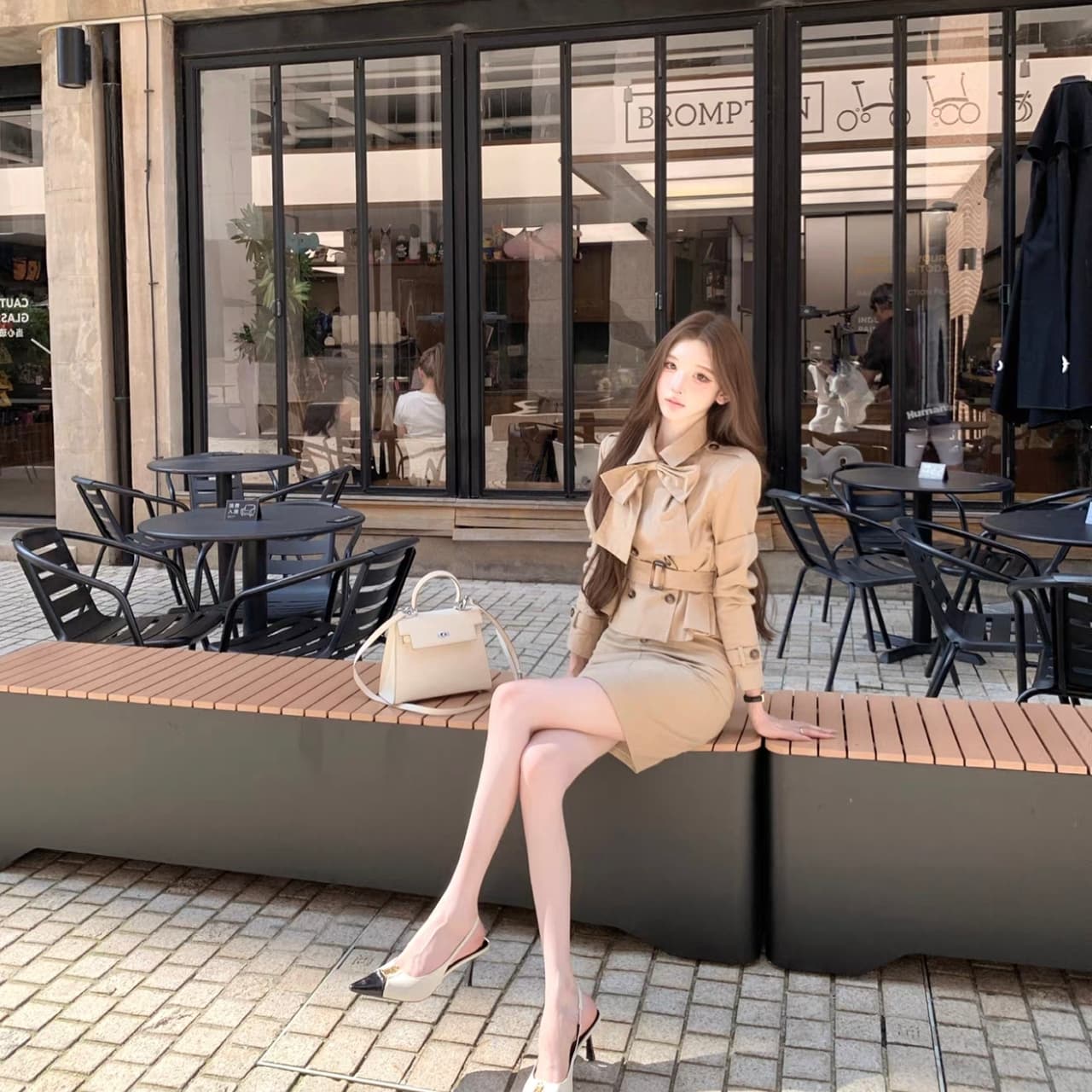 chiarazzwarm latte 탈착식 나비 매듭 쇼트 스타일 바람막이 반 스커트 세트 이미지 3