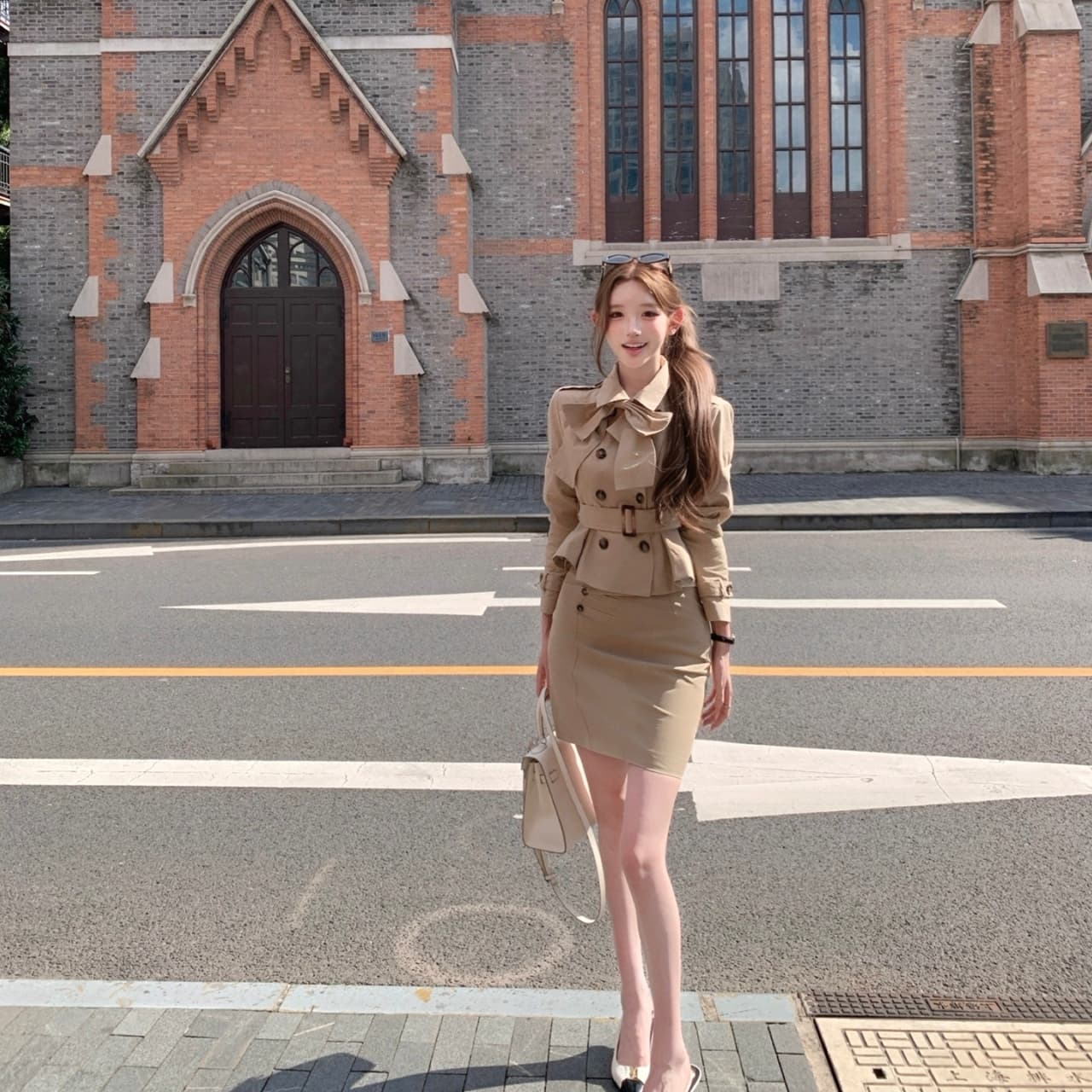 chiarazzwarm latte 탈착식 나비 매듭 쇼트 스타일 바람막이 반 스커트 세트 이미지 4