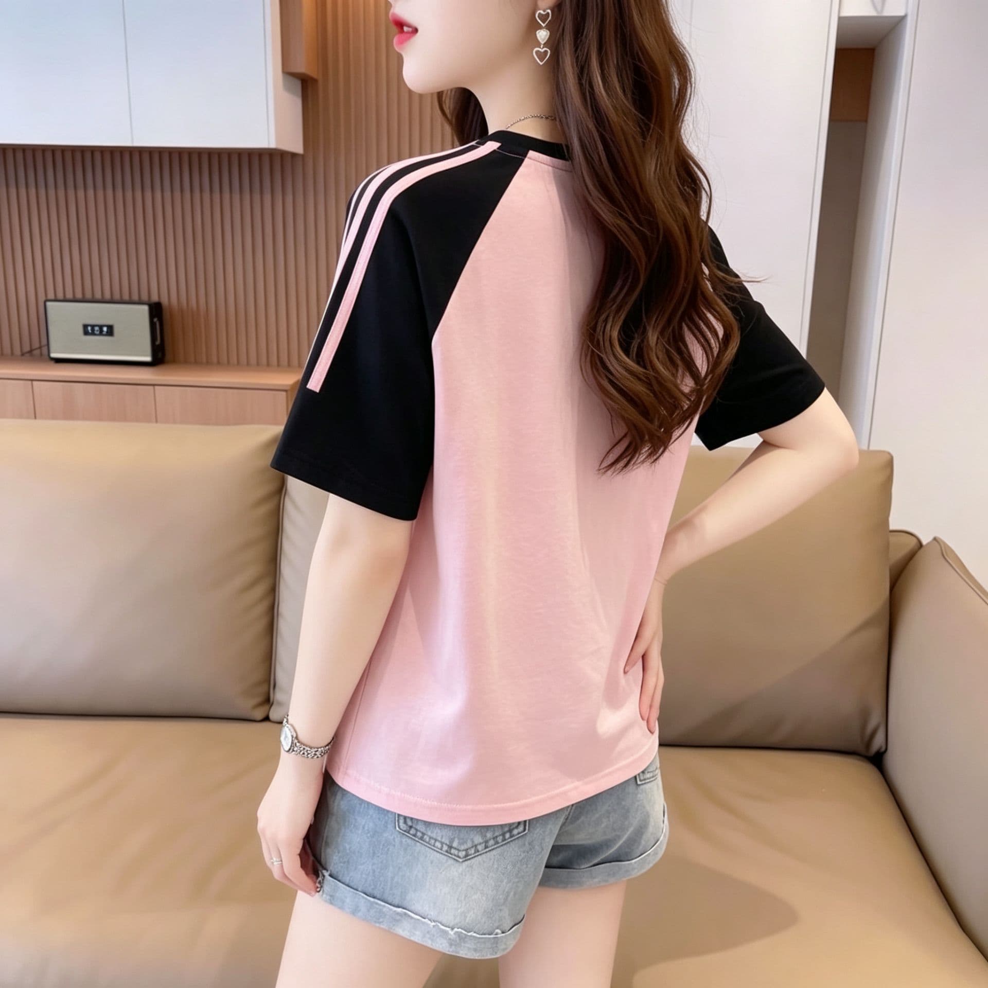 눈꽃 면 65 면 35 폴리에스터 2026 여름 새로운 한국 스타일 삽입 어깨 소매 고양이 프린트 반팔 티셔츠 여성 상세 이미지 16