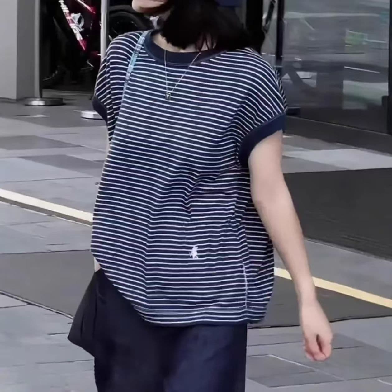 상쾌 리브 천 2026 여름 새로운 루즈핏 품격 스트라이프 라운드 넥 반팔 티셔츠 여성 상세 이미지 8