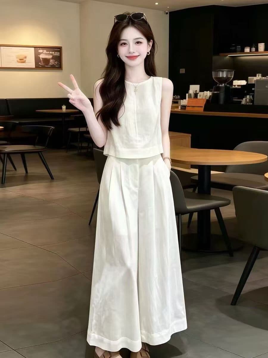 2026 여성 여름 자이언트 잘 생긴 전체 집합 슬림해 보이는 화이트 민소매 맨위 와이드 레그 팬츠 투피스 세트 상세 이미지 4