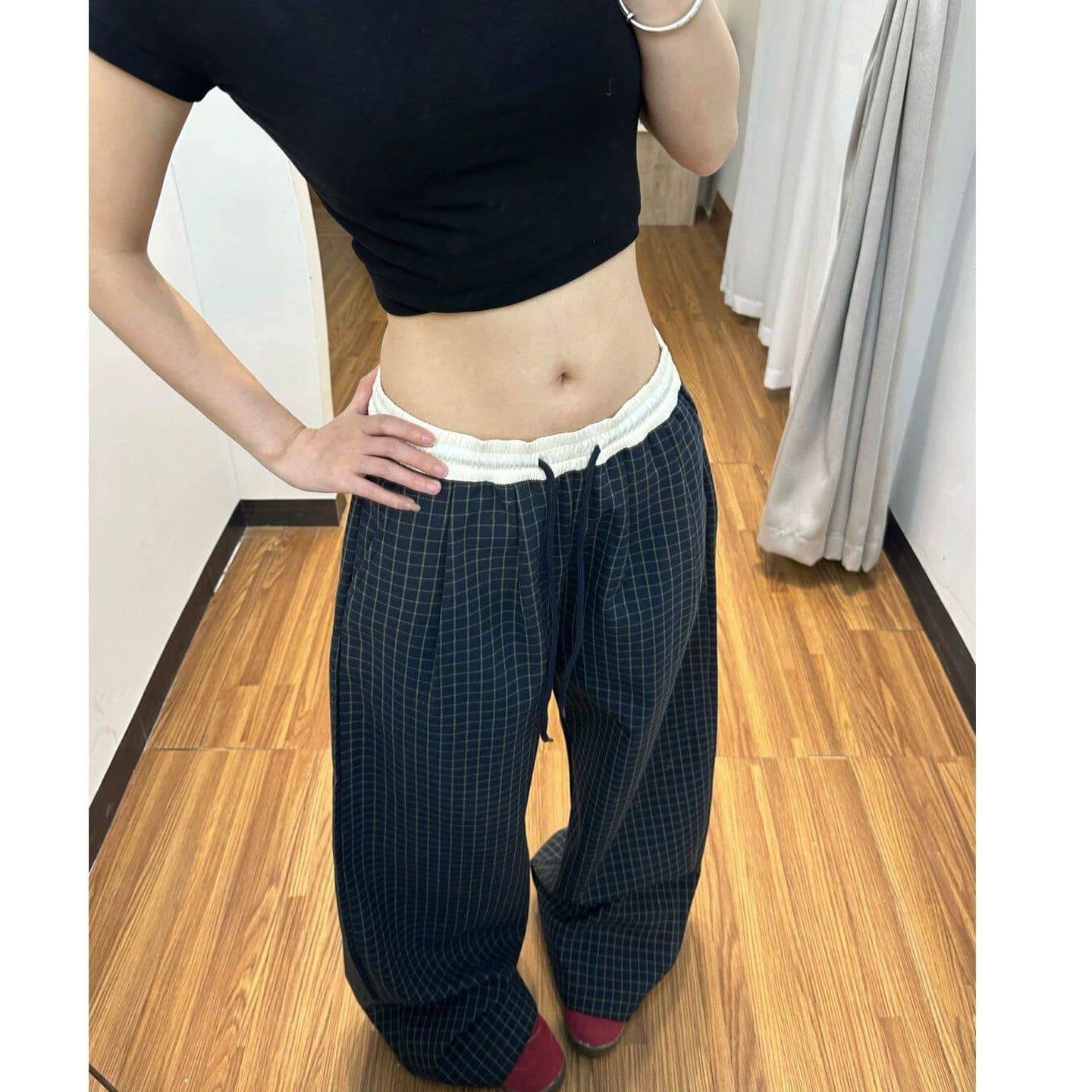 아메리칸 레트로 해군 체크무늬 바지 여성 여름 얇은 스타일 루즈핏 슬림해 보이는 스트레이트 느긋한 바람 아마 넓은 다리 캐주얼 바지 이미지 3