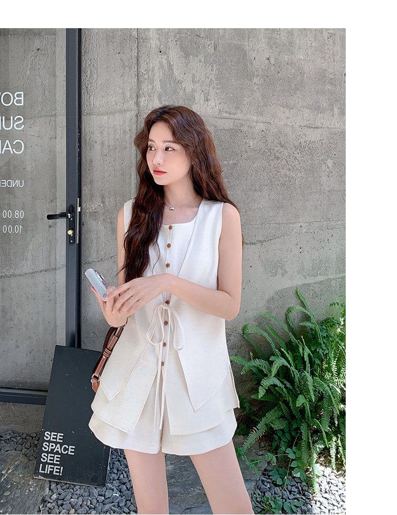 베이지 색 오래된 돈 바람 세트 여성 여름 2026 새로운 디자인 센스 품격 패션 고급 센스 베스트 반바지 투피스 세트 상세 이미지 7
