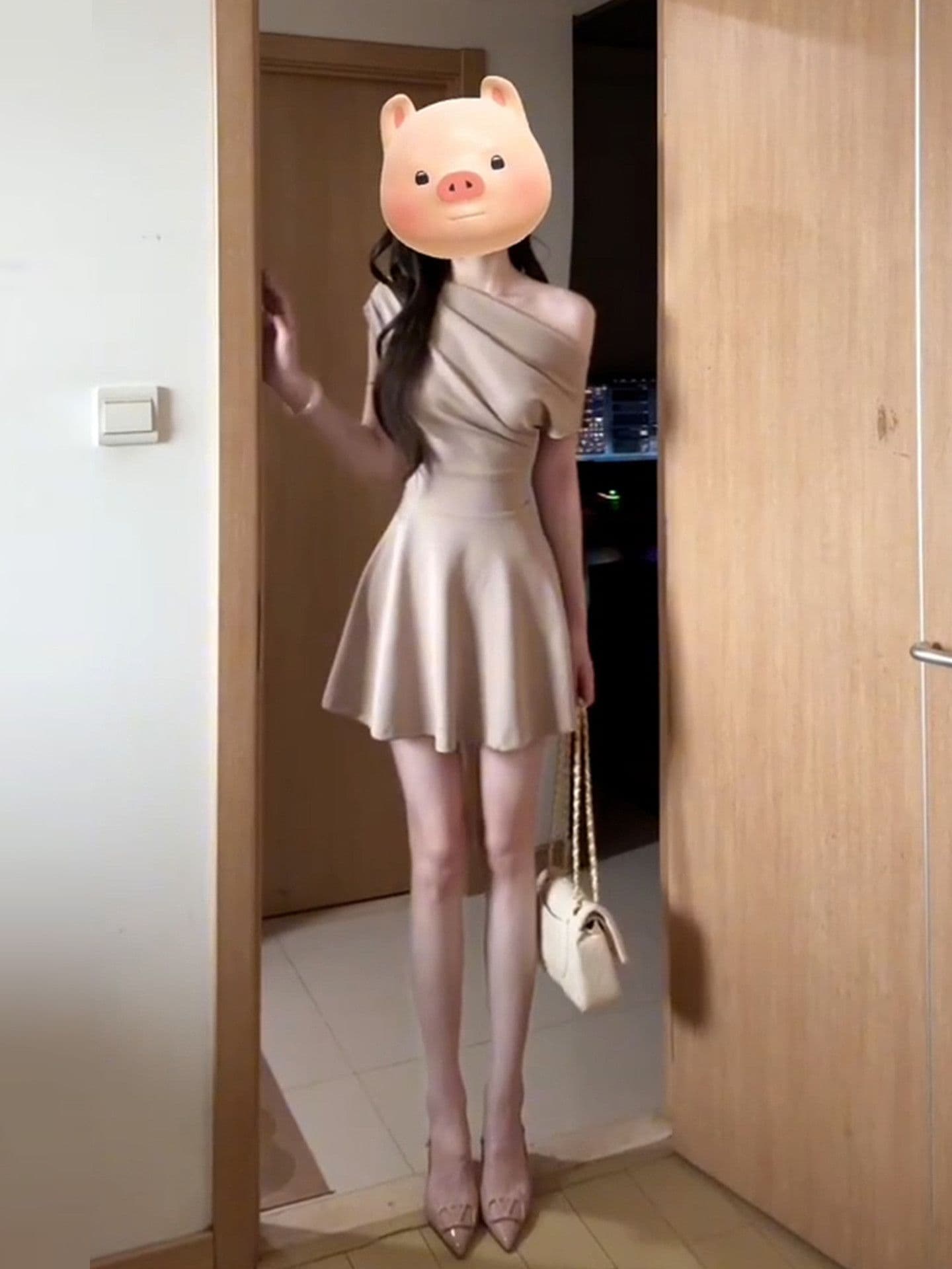 프랑스식 순수한 욕망 바람 단색 비스듬한 어깨 드레스 아이들 2026 새로운 여름 품격 허리 수축 슬림해 보이는 한 마디 미니 스커트 이미지 3