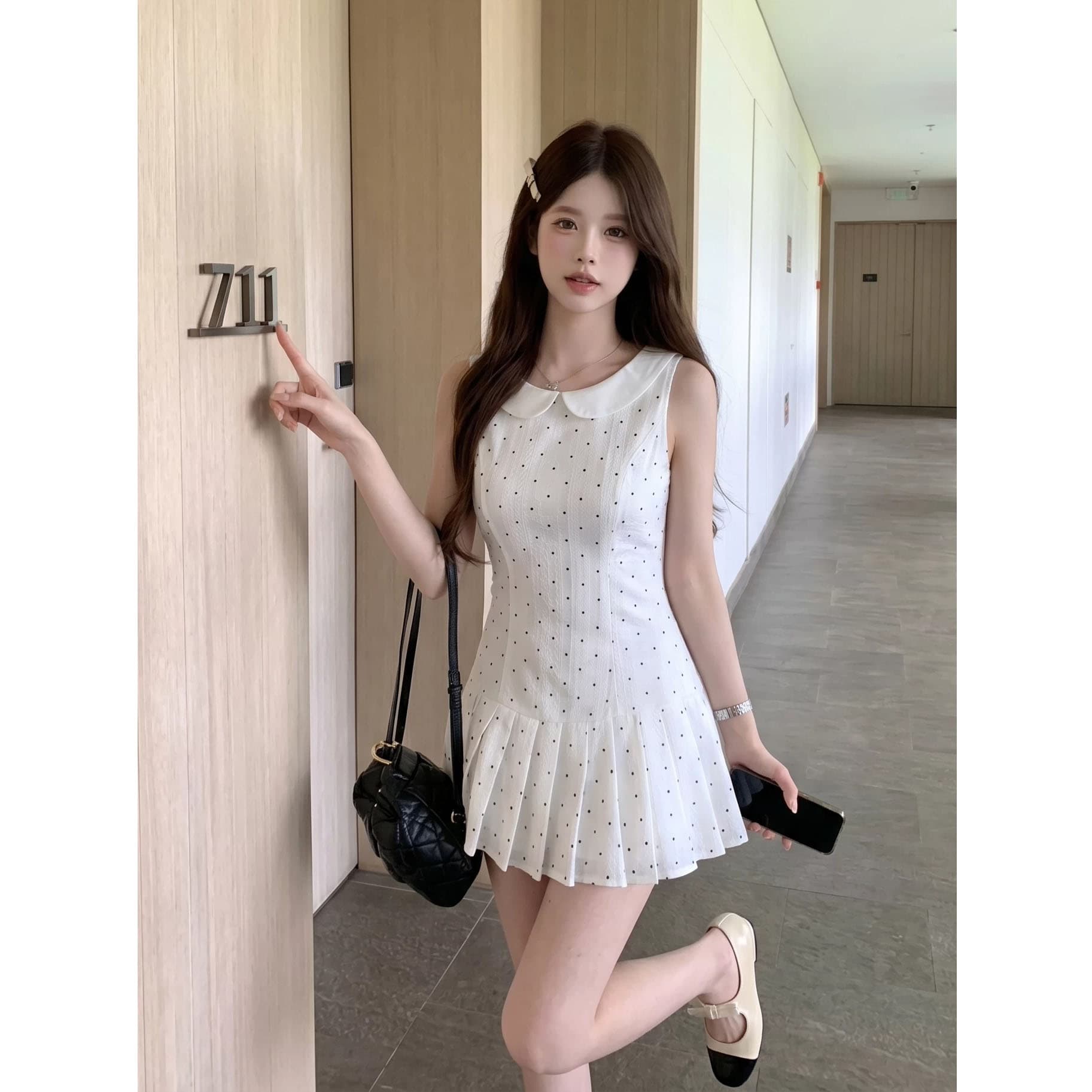 화이트 베이비 칼라 도트 무늬 민소매 여성 드레스 여름 2026 새로운 프랑스식 첫사랑 달콤함 작은 키 미니 스커트 이미지 4
