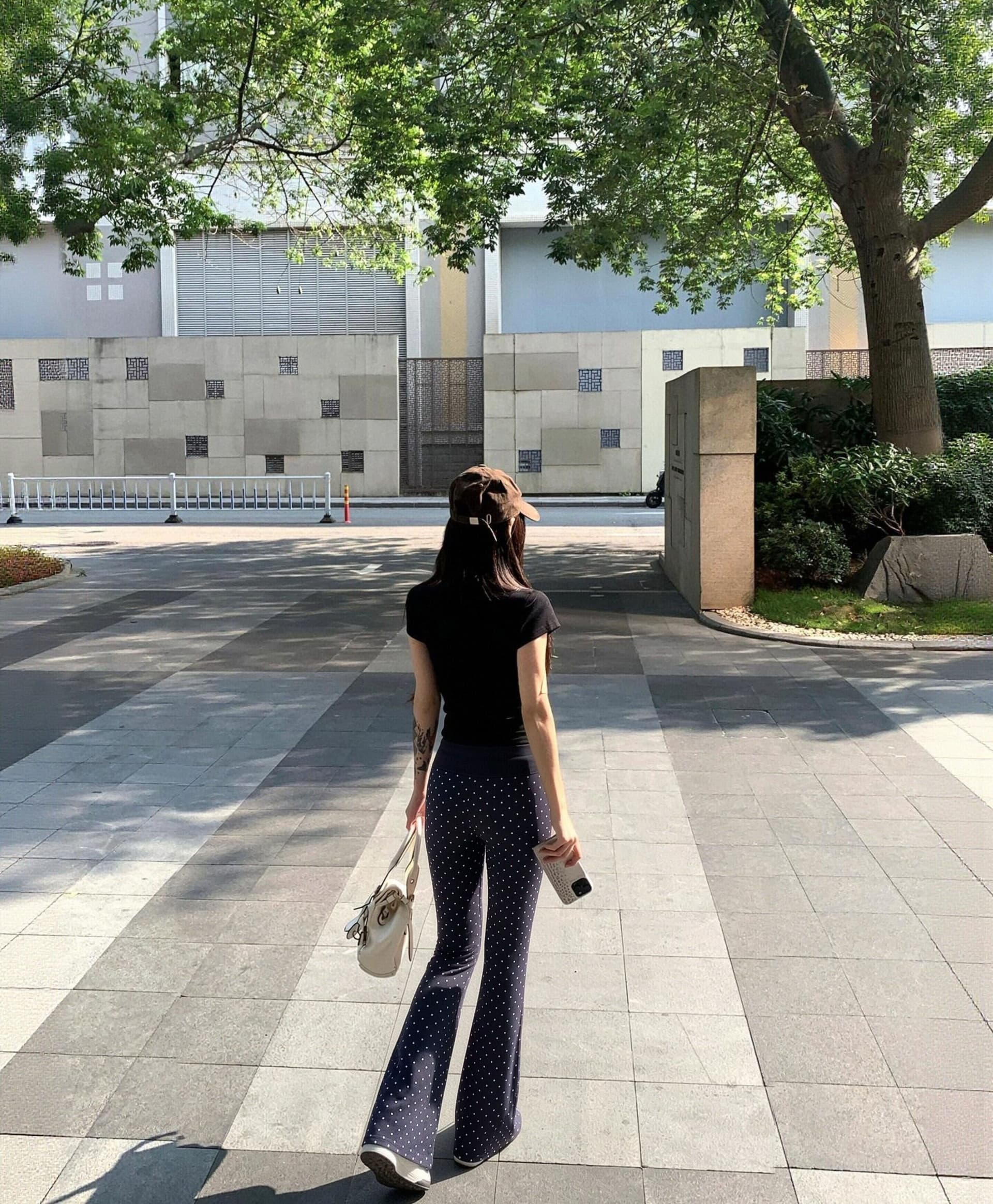 한 부서 해군 도트 무늬 바지 나팔 바지 캐주얼 바지 여성 의류 여름 패션 다용도 몸매 가꾸기 부츠컷 바지 굴곡 바지 상세 이미지 6