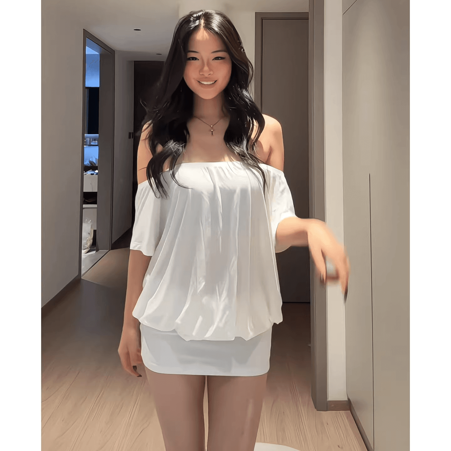 순수한 욕망 바람 섹시함 백리스 레이스업 화이트 여성 드레스 고급 분위기 센스 슬림해 보이는 핫걸 타이트 스커트 미니 스커트 이미지 4