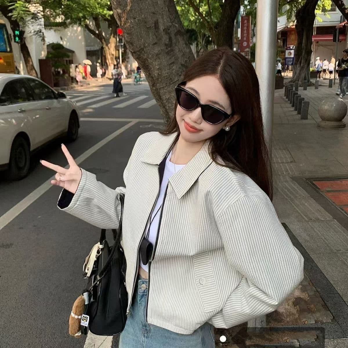 vibe 바람 2026 이른 봄 새로운 폴로 칼라 스트라이프 재킷 양면 착용 긴팔 루즈핏 쇼트 스타일 재킷 출퇴근 맨위 이미지 5