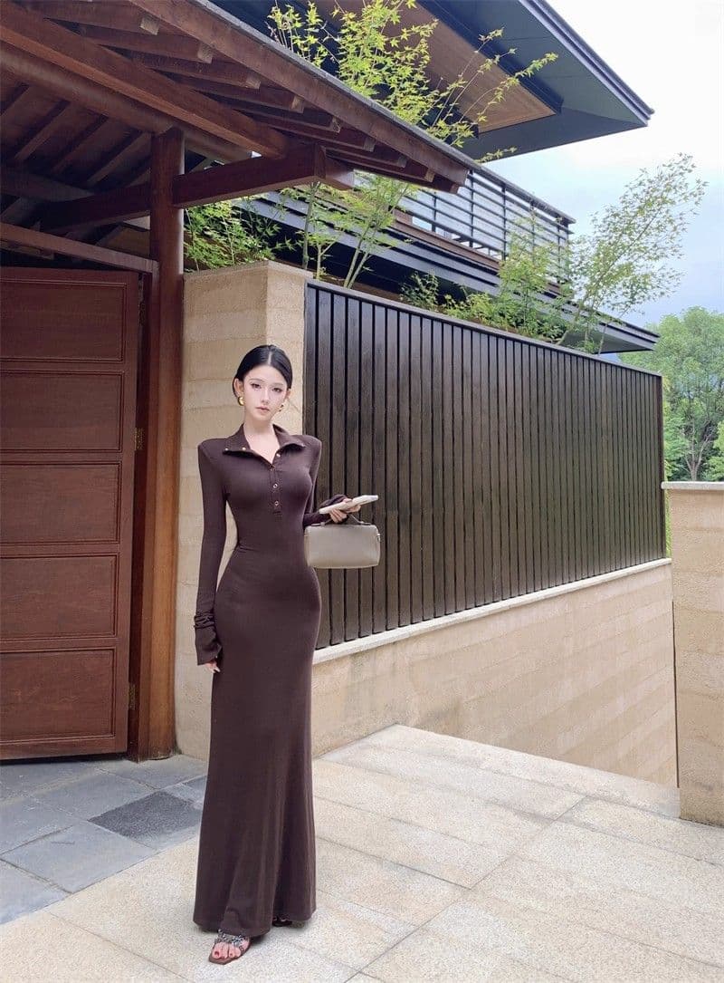 로얄 자매 바람 레트로 갈색 빨간색 색상 긴팔 여성 드레스 신년 로브 몸매 가꾸기 허리 수축 디스플레이 몸 품격 길다 치마 상세 이미지 1