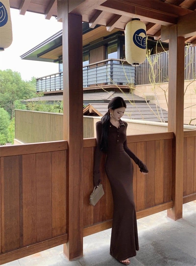 로얄 자매 바람 레트로 갈색 빨간색 색상 긴팔 여성 드레스 신년 로브 몸매 가꾸기 허리 수축 디스플레이 몸 품격 길다 치마 상세 이미지 4