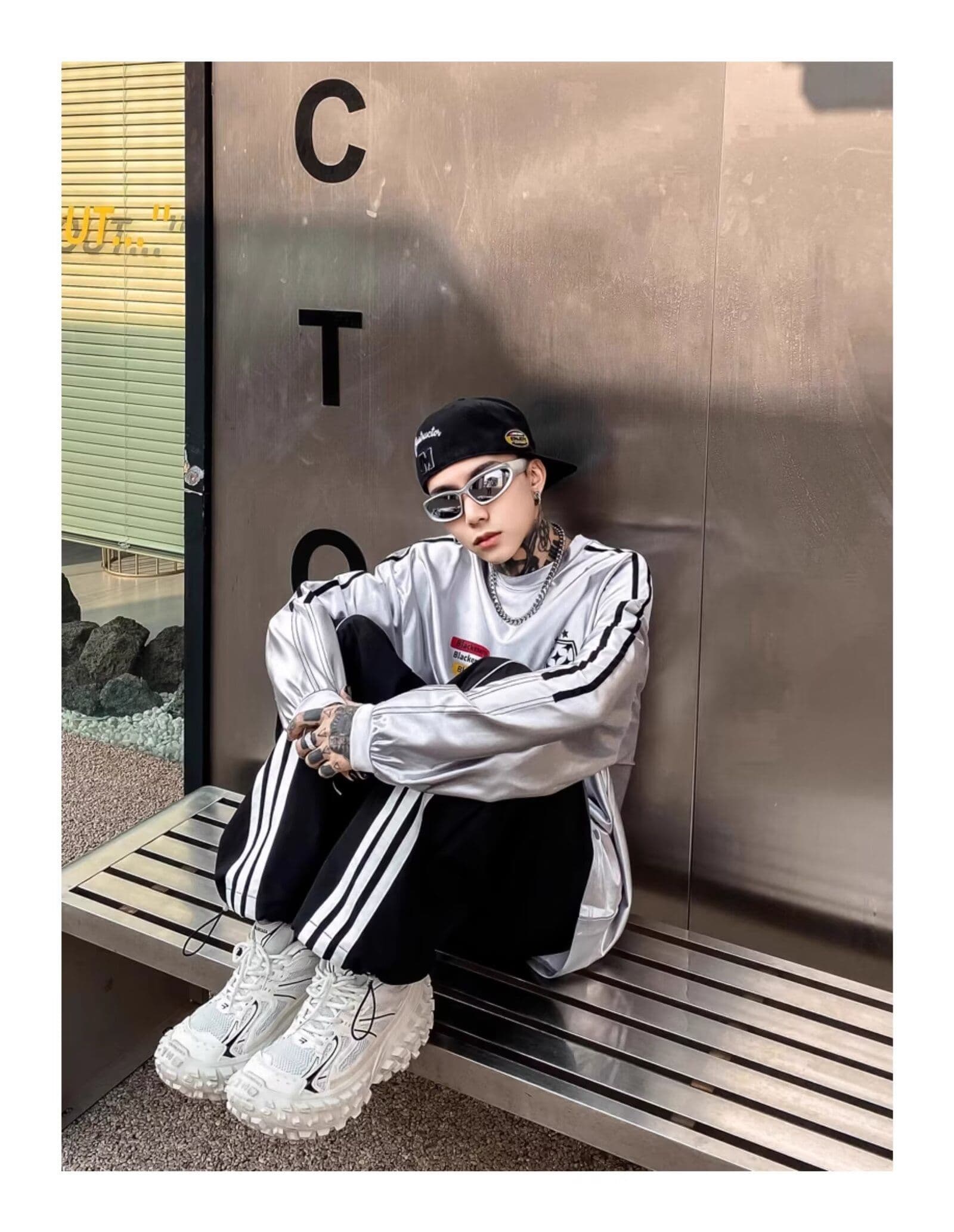 루즈핏 종류 트렌디 통기성 긴팔 작은 대중 웃음 하 ins 남녀 부드럽게 악당 잘 생긴 티셔츠 청소년 알파벳 봄 가을 일상 상세 이미지 4