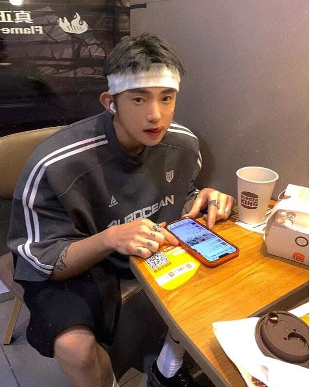 2026 새로운 무거운 청소년 운동 바람 평행 막대 측면 기사 남녀 여름 캐주얼 루즈핏 기본 셔츠 맨위 상세 이미지 33