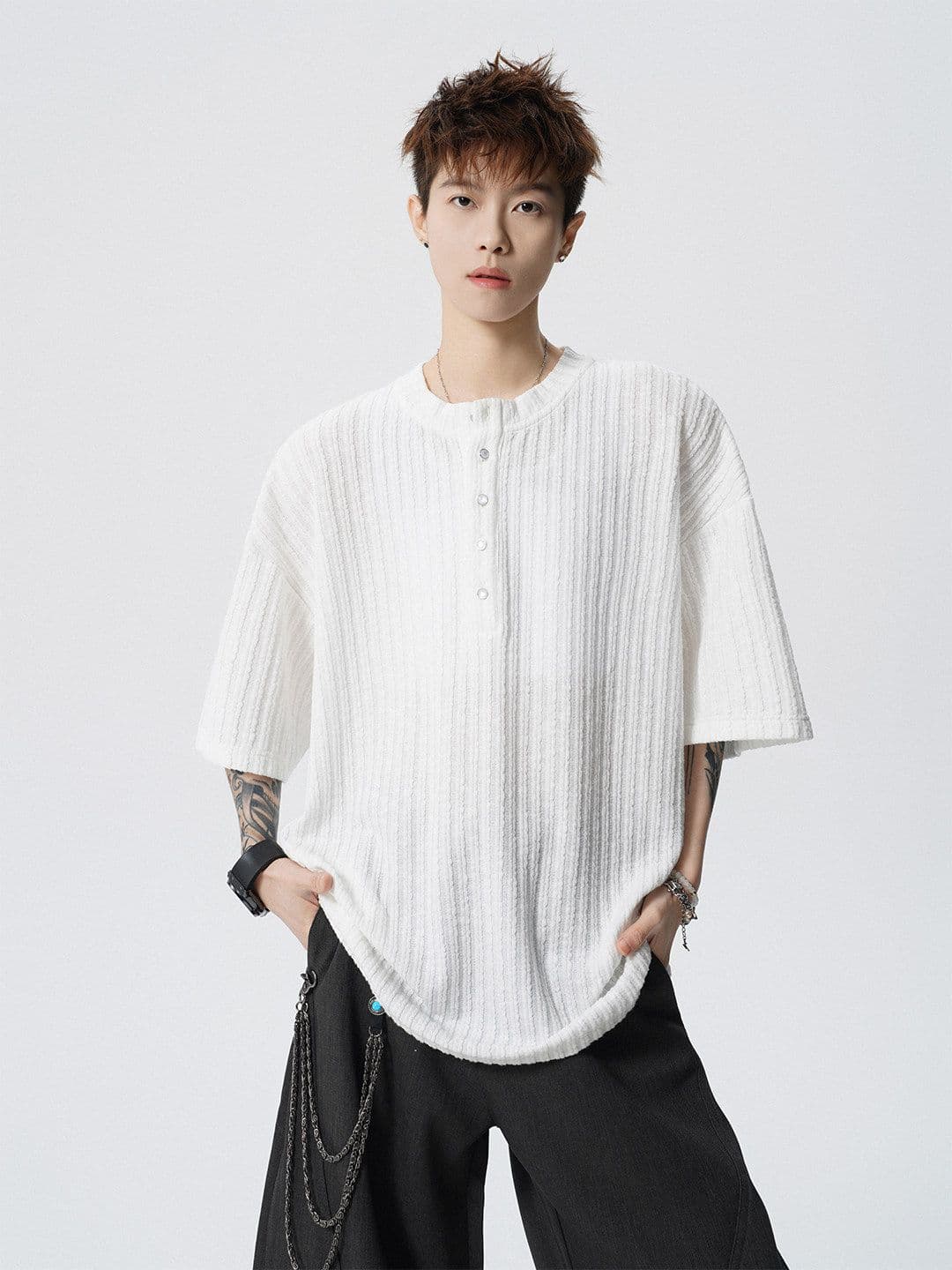 2026 새로운 오래된 돈 바람 헨리 칼라 반팔 티셔츠 남자 조수 브랜드 루즈핏 고급 센스 캐주얼 반소매 니트 스웨터 상세 이미지 3