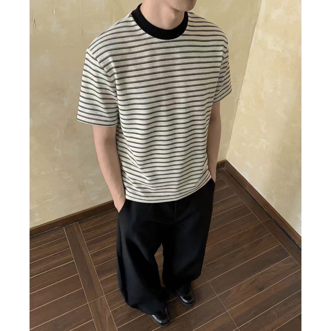 2026 여름 새로운 다용도 라운드 넥 ins 반소매 맨위 트렌드 남녀 스트라이프 반팔 티셔츠 상세 이미지 1