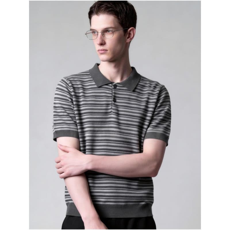 2026 새로운 봄 여름 홀로우 아웃 니트 스트라이프 배색 자카드 POLO 셔츠 작은 청 폴로 칼라 반팔 남성 맨위