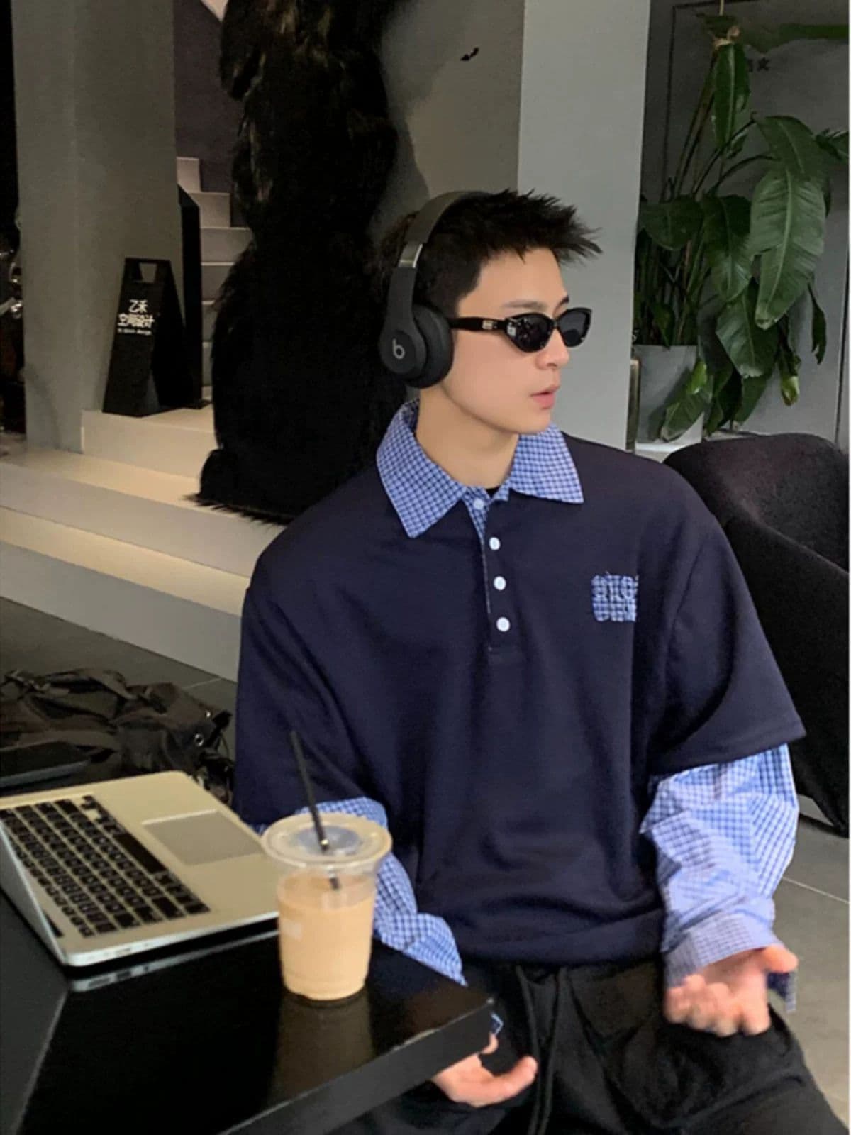 2026 새로운 무거운 봄 가을 체크무늬 패치워크 페이크 레이어드 POLO 칼라 커플 후드티 긴팔 티셔츠 이미지 2