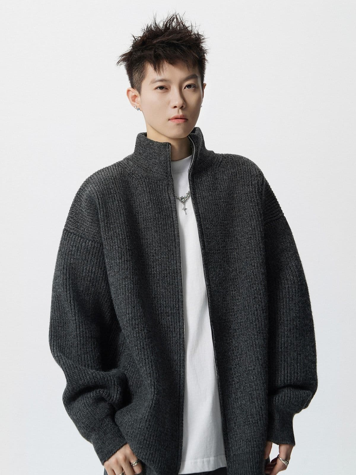 2026 스탠드 칼라 니트 카디건 코트 남자 가을 겨울 커플 스웨터 cleanfit 느긋한 바람 아메리칸 레트로 스웨터 상세 이미지 3