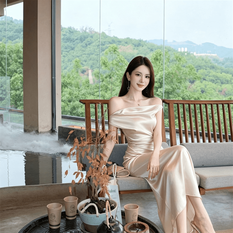 실사 새로운 프랑스식 품격 고급 센스 흔들다 칼라 비스듬한 어깨 예복 새틴 주름 허리 수축 드레스 상세 이미지 5