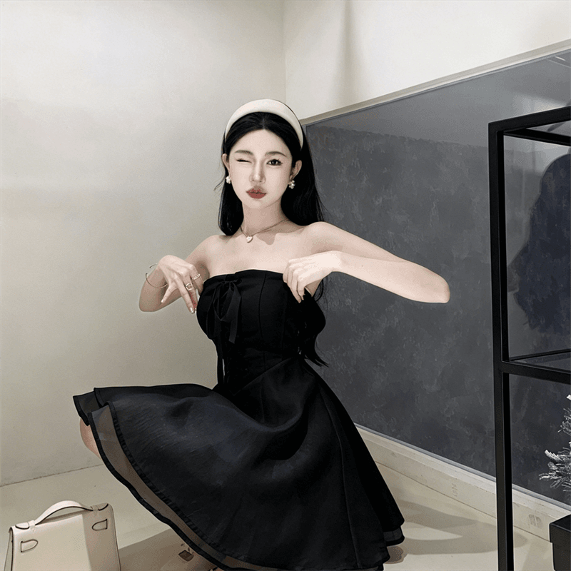 실사 비디오 새로운 순수한 욕망 바람 핫걸 섹시함 튜브탑 스트랩 패치워크 퍼프 스커트 허리 수축 드레스 상세 이미지 9